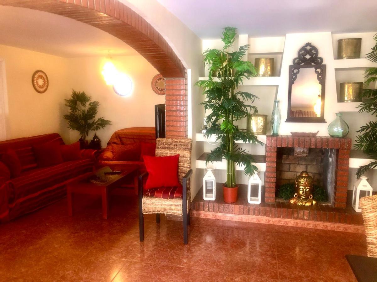 Gran Casa Con Terraza A 3 Min Playa Con Wifi - Rodeada De Servicios Roquetas de Mar Zewnętrze zdjęcie