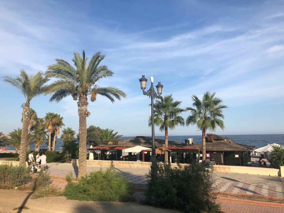 Gran Casa Con Terraza A 3 Min Playa Con Wifi - Rodeada De Servicios Roquetas de Mar Zewnętrze zdjęcie