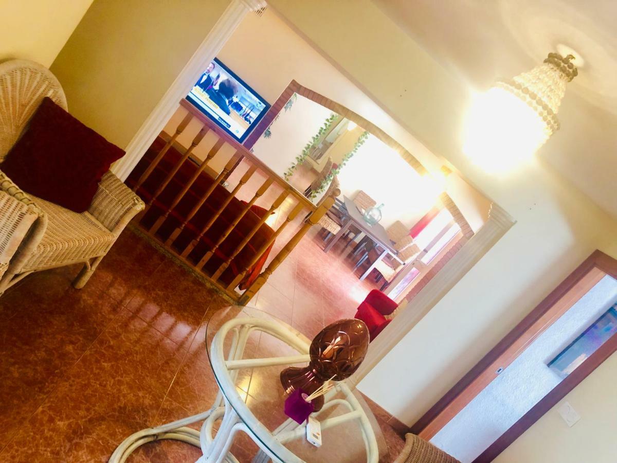 Gran Casa Con Terraza A 3 Min Playa Con Wifi - Rodeada De Servicios Roquetas de Mar Zewnętrze zdjęcie