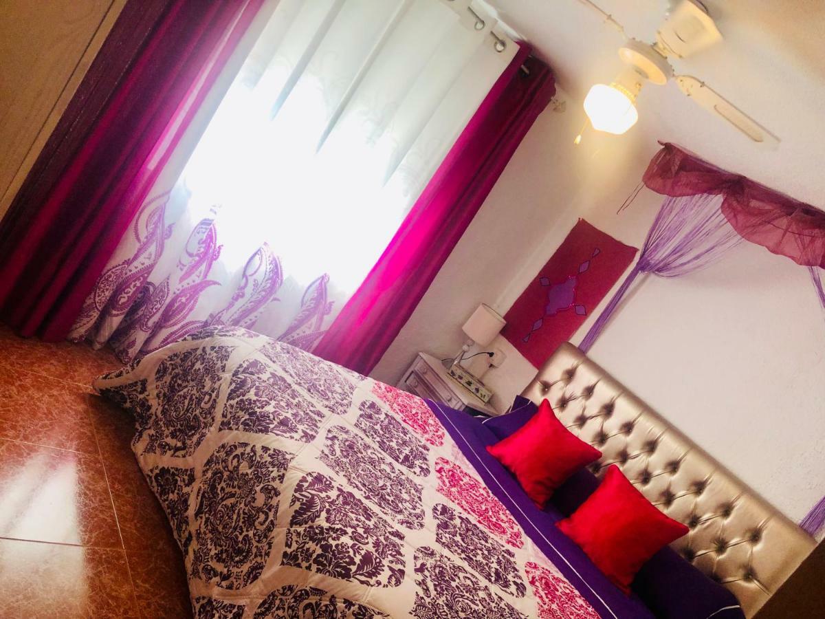 Gran Casa Con Terraza A 3 Min Playa Con Wifi - Rodeada De Servicios Roquetas de Mar Zewnętrze zdjęcie